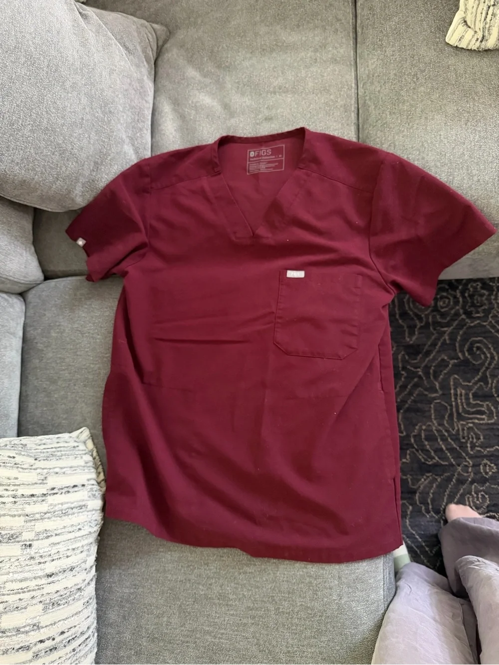 Figs Men's Jogger Pants and Top in Burgundy